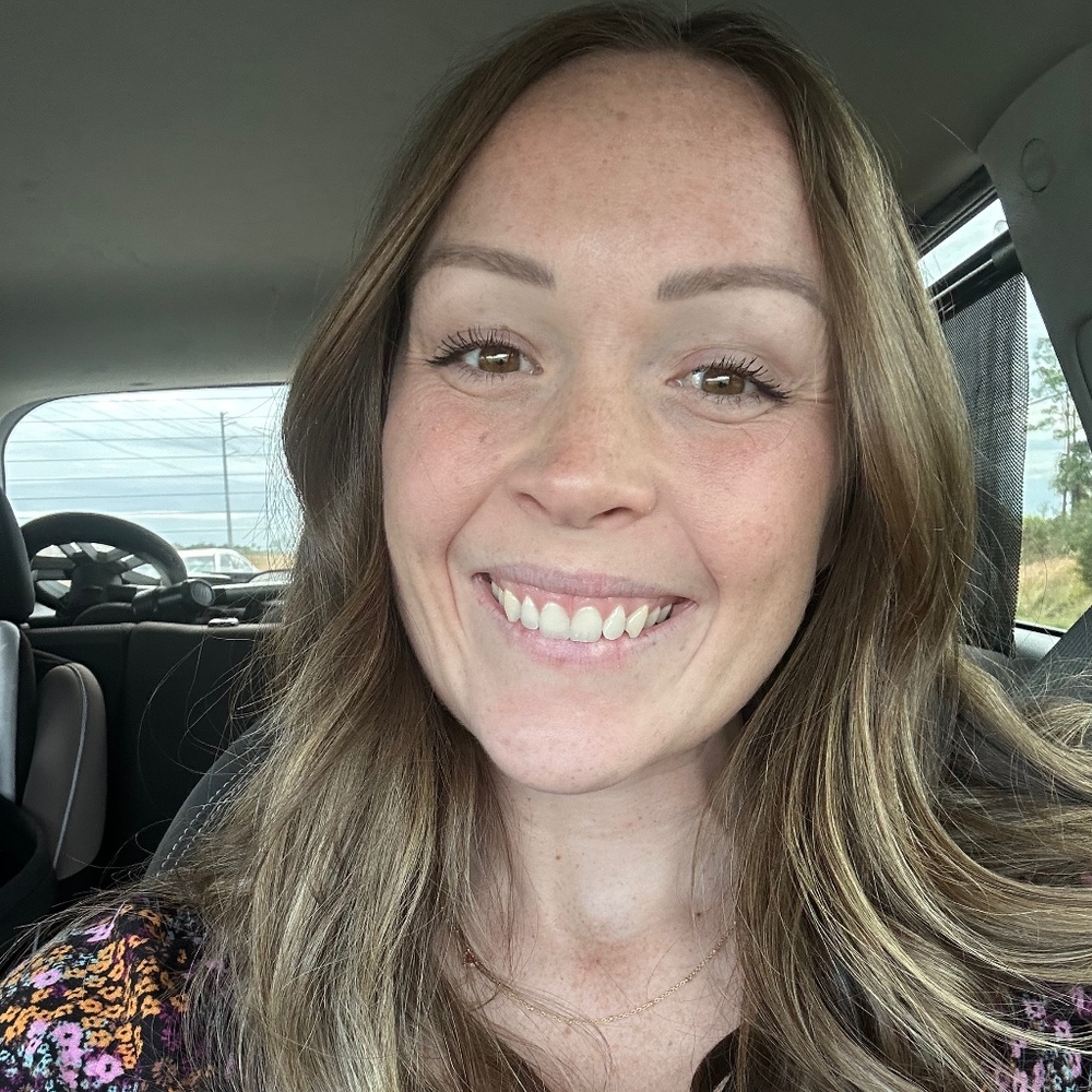 Meet your Posher, Hayley